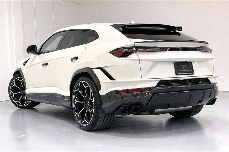 used 2024 Lamborghini Urus car, priced at $326,457