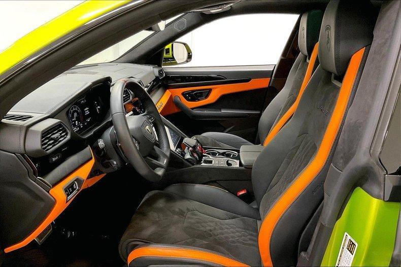 used 2023 Lamborghini Urus car, priced at $249,991