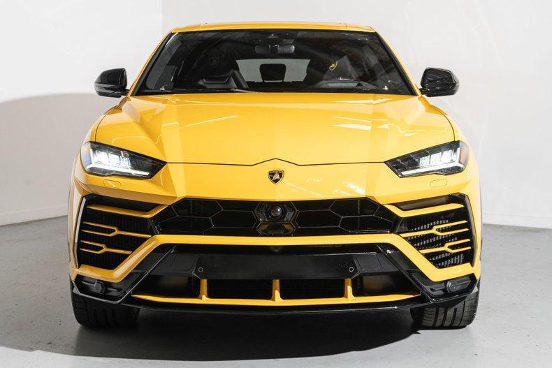 used 2021 Lamborghini Urus car, priced at $227,991