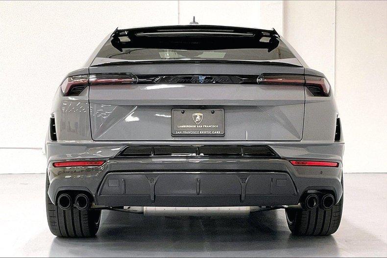 used 2024 Lamborghini Urus car, priced at $331,092