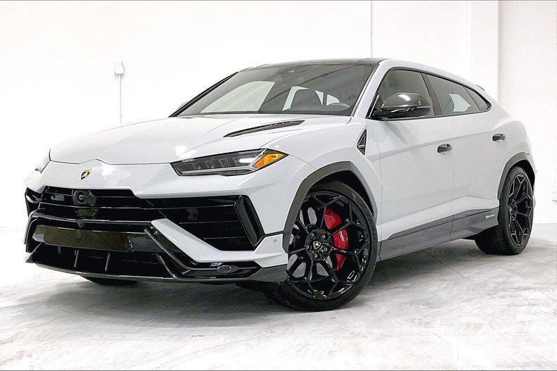 used 2023 Lamborghini Urus car, priced at $299,991