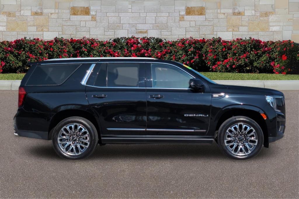 used 2023 GMC Yukon car, priced at $74,037