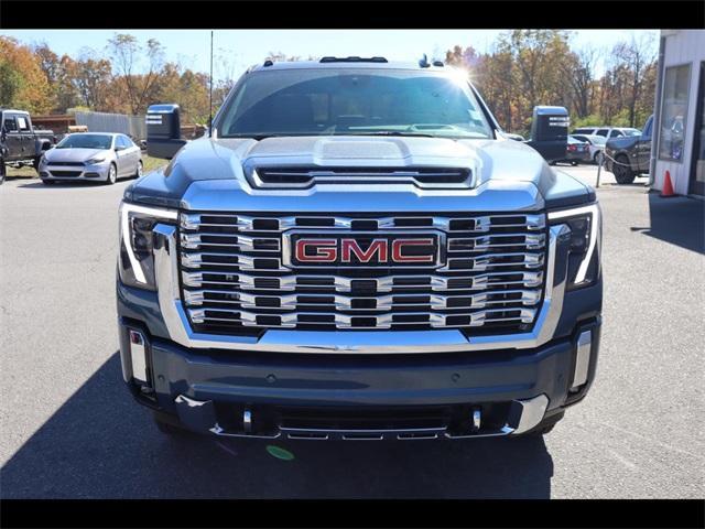 new 2025 GMC Sierra 3500 car, priced at $94,605