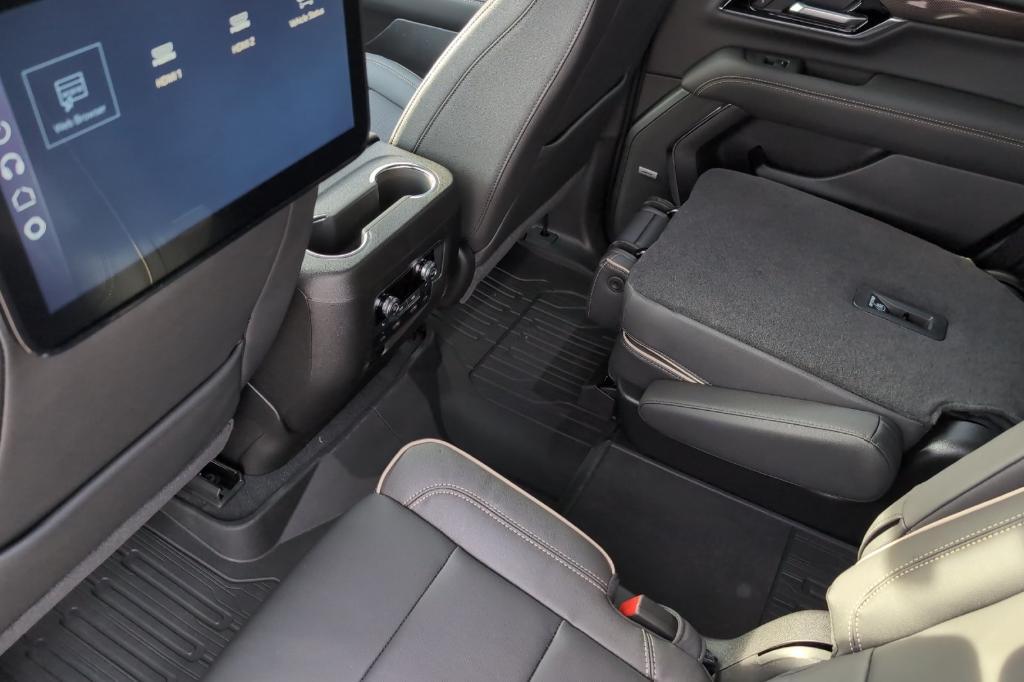 new 2026 GMC Yukon car, priced at $85,235