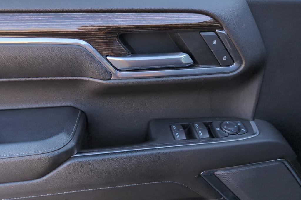 used 2022 GMC Sierra 1500 car, priced at $40,285