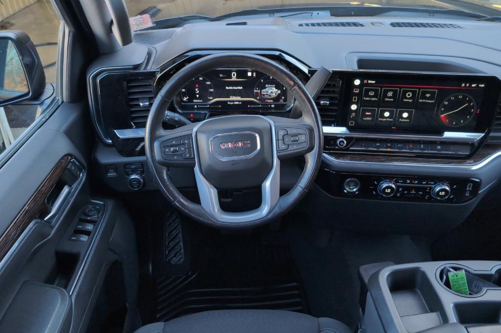 used 2022 GMC Sierra 1500 car, priced at $40,285