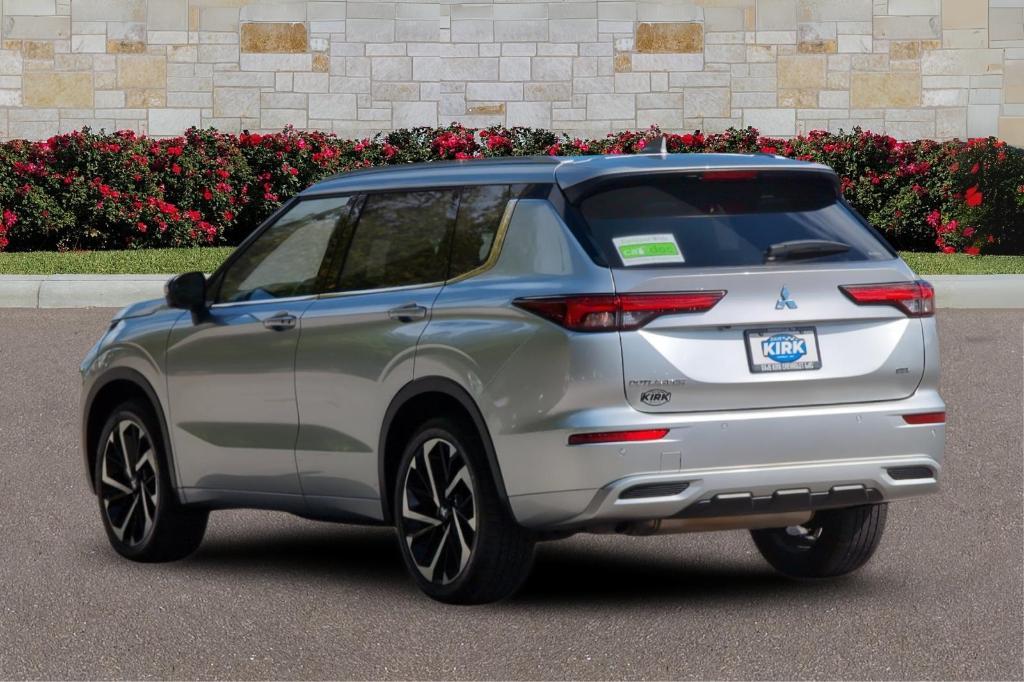 used 2024 Mitsubishi Outlander car