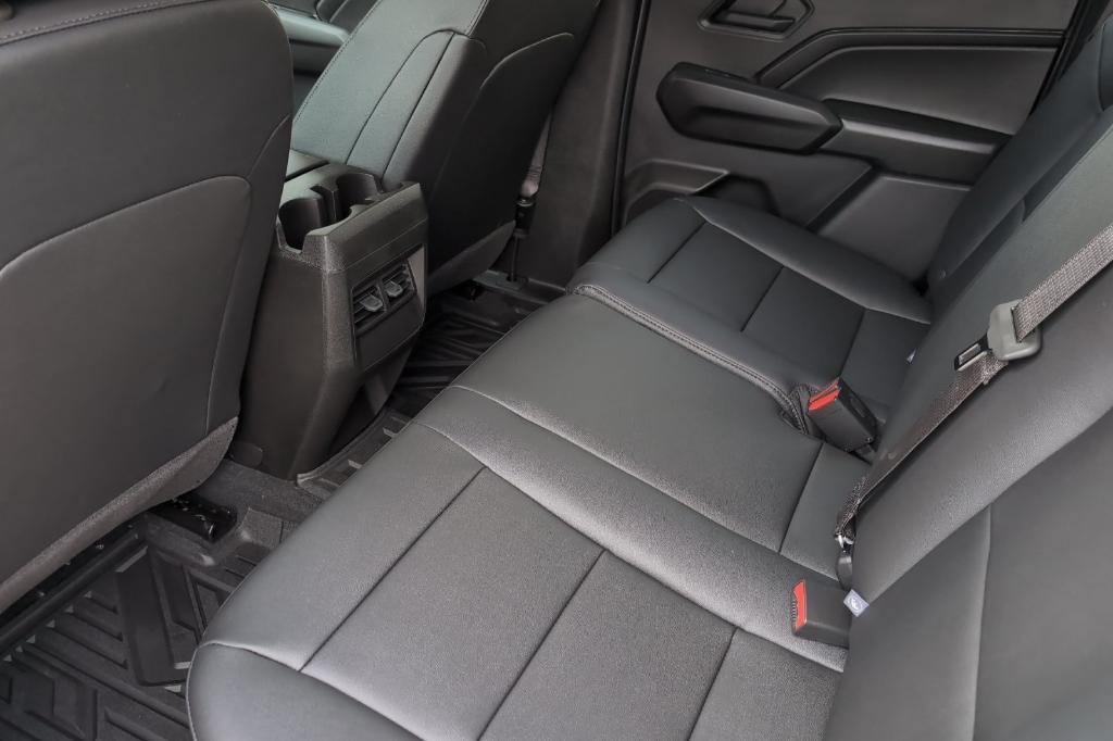 new 2026 Chevrolet Colorado car, priced at $46,660