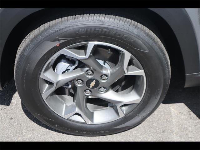 new 2025 Chevrolet Trax car, priced at $25,260
