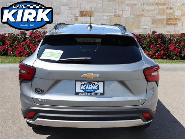 new 2025 Chevrolet Trax car, priced at $25,260