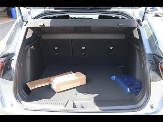 new 2025 Chevrolet Trax car, priced at $25,260