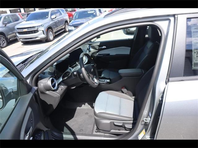 new 2025 Chevrolet Trax car, priced at $25,260