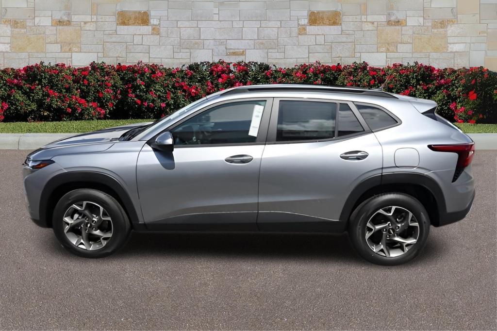 new 2025 Chevrolet Trax car, priced at $24,960