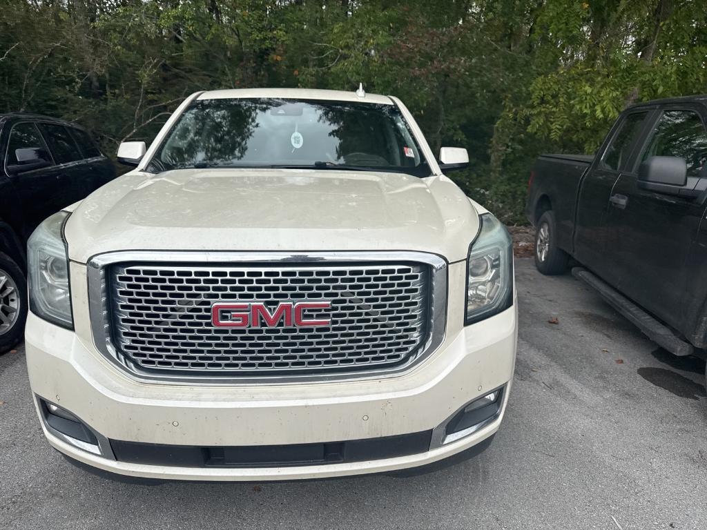 used 2015 GMC Yukon car, priced at $19,712