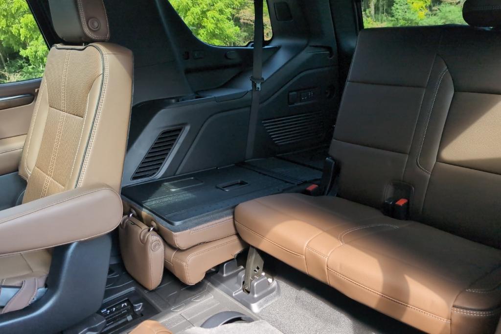 new 2025 Chevrolet Tahoe car, priced at $93,225