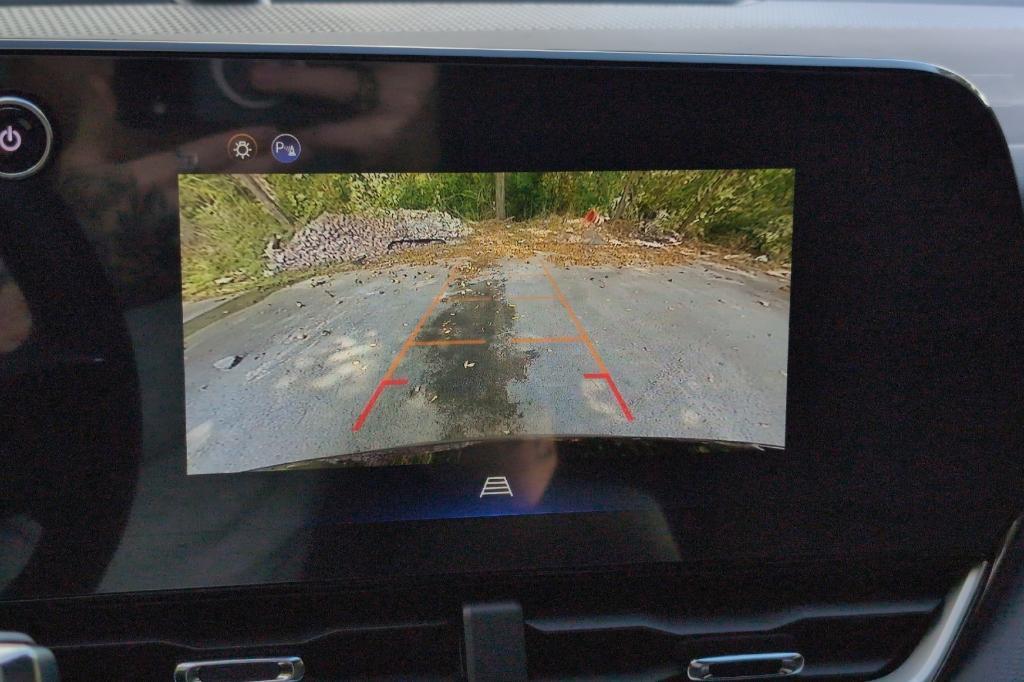 new 2026 Chevrolet Equinox car, priced at $29,090