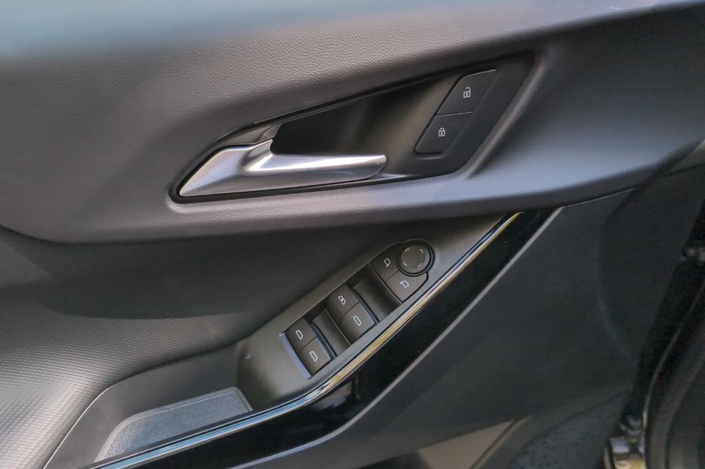 new 2026 Chevrolet Equinox car, priced at $29,090