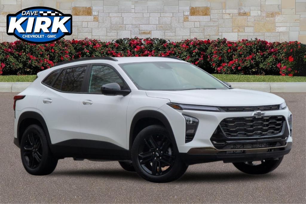 new 2025 Chevrolet Trax car, priced at $26,585