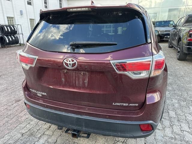 used 2016 Toyota Highlander car