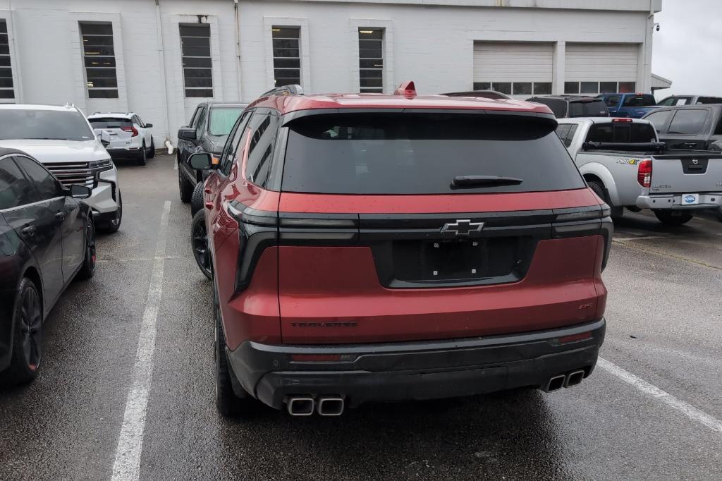 used 2025 Chevrolet Traverse car, priced at $50,323