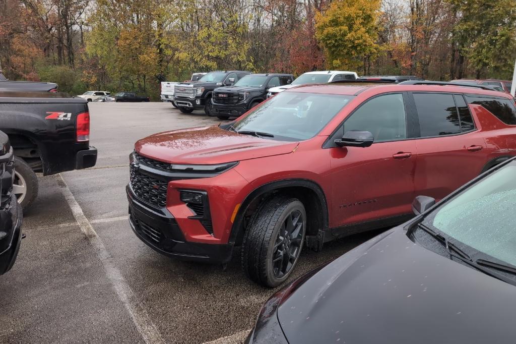 used 2025 Chevrolet Traverse car, priced at $50,323