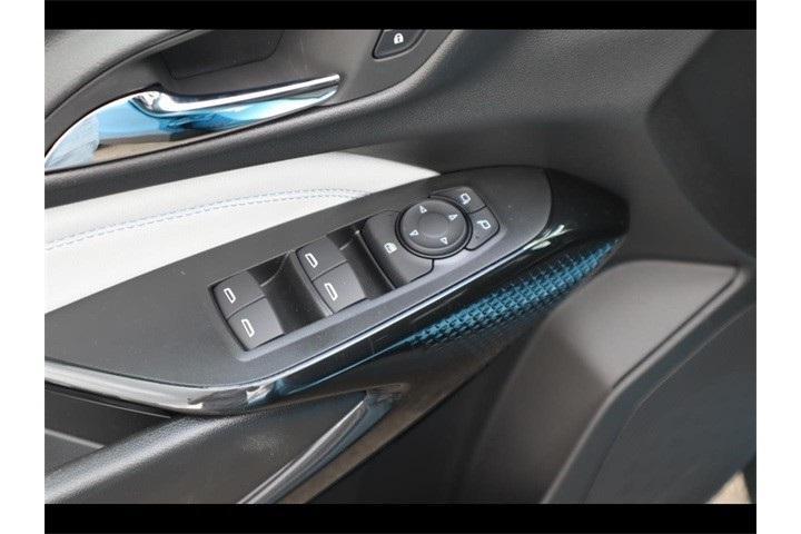 new 2025 Chevrolet Trax car, priced at $25,200