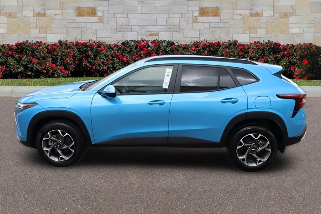 new 2025 Chevrolet Trax car, priced at $25,200