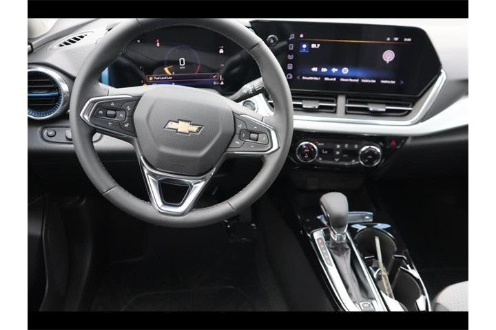 new 2025 Chevrolet Trax car, priced at $25,200