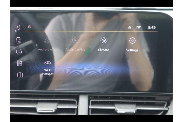 new 2025 Chevrolet Trax car, priced at $25,200