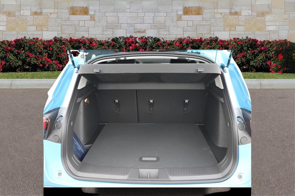 new 2025 Chevrolet Trax car, priced at $25,200