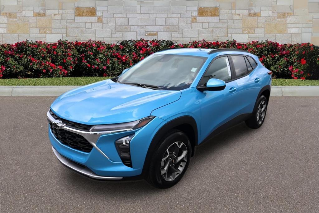new 2025 Chevrolet Trax car, priced at $25,200
