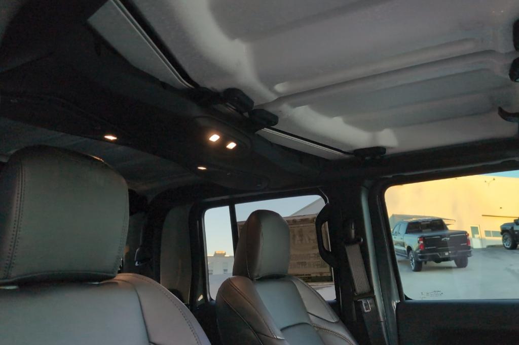 used 2025 Jeep Gladiator car, priced at $41,999