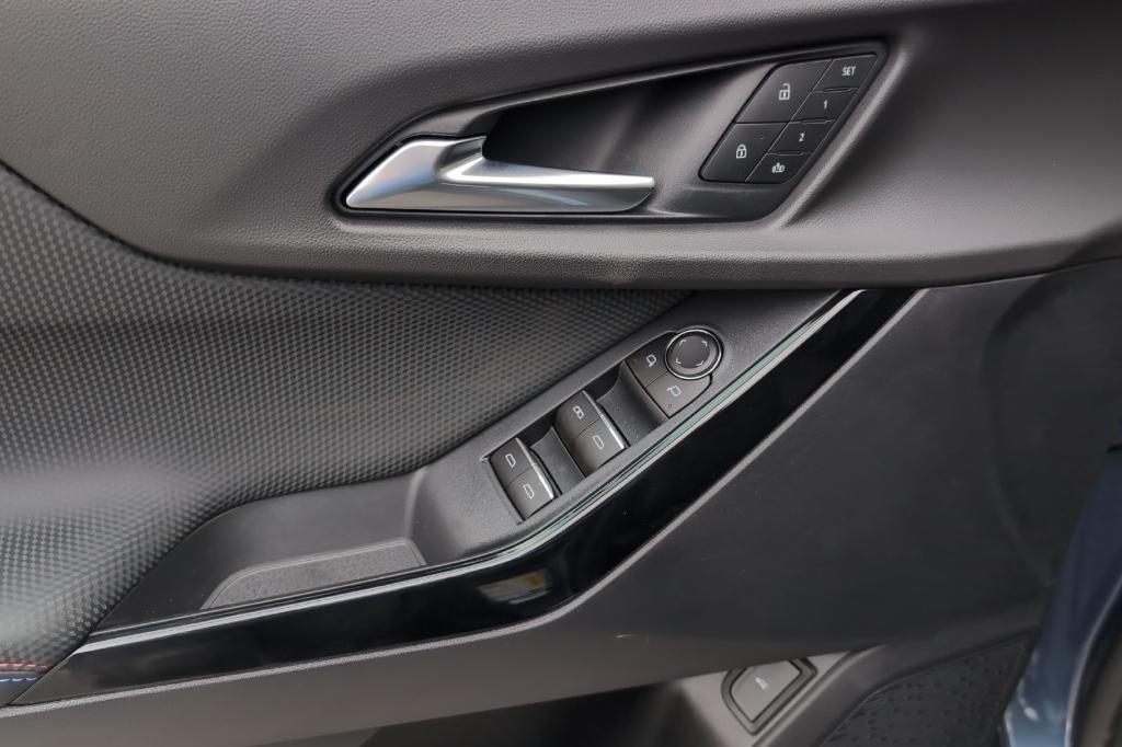 new 2026 Chevrolet Equinox car, priced at $38,670