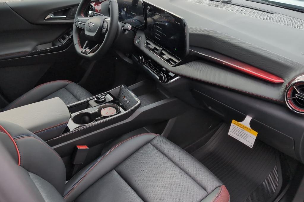 new 2026 Chevrolet Equinox car, priced at $38,670