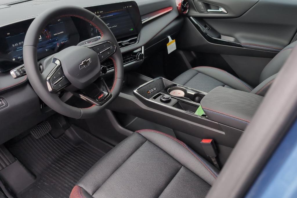 new 2026 Chevrolet Equinox car, priced at $38,670