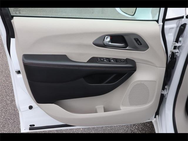 used 2020 Chrysler Pacifica car, priced at $20,491