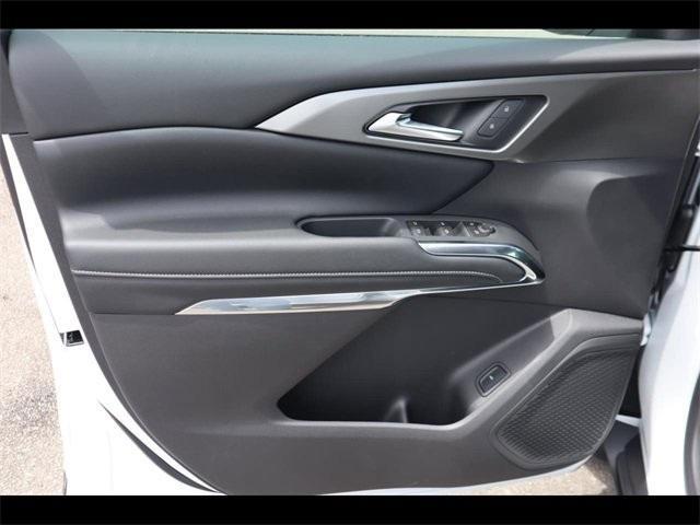 new 2025 Chevrolet Traverse car, priced at $42,055