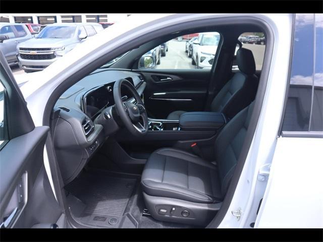 new 2025 Chevrolet Traverse car, priced at $43,255