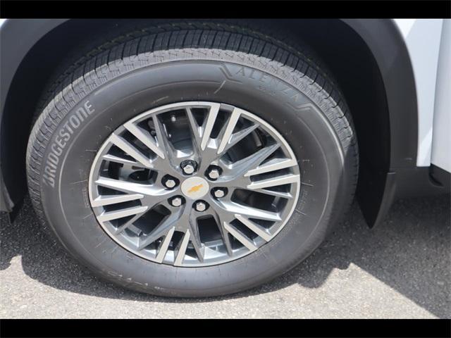 new 2025 Chevrolet Traverse car, priced at $43,255