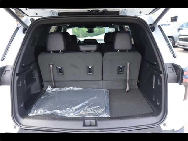 new 2025 Chevrolet Traverse car, priced at $43,255