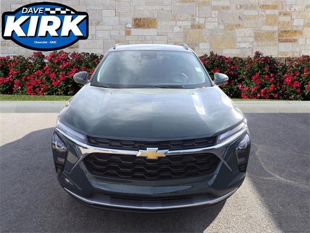 new 2025 Chevrolet Trax car, priced at $25,860