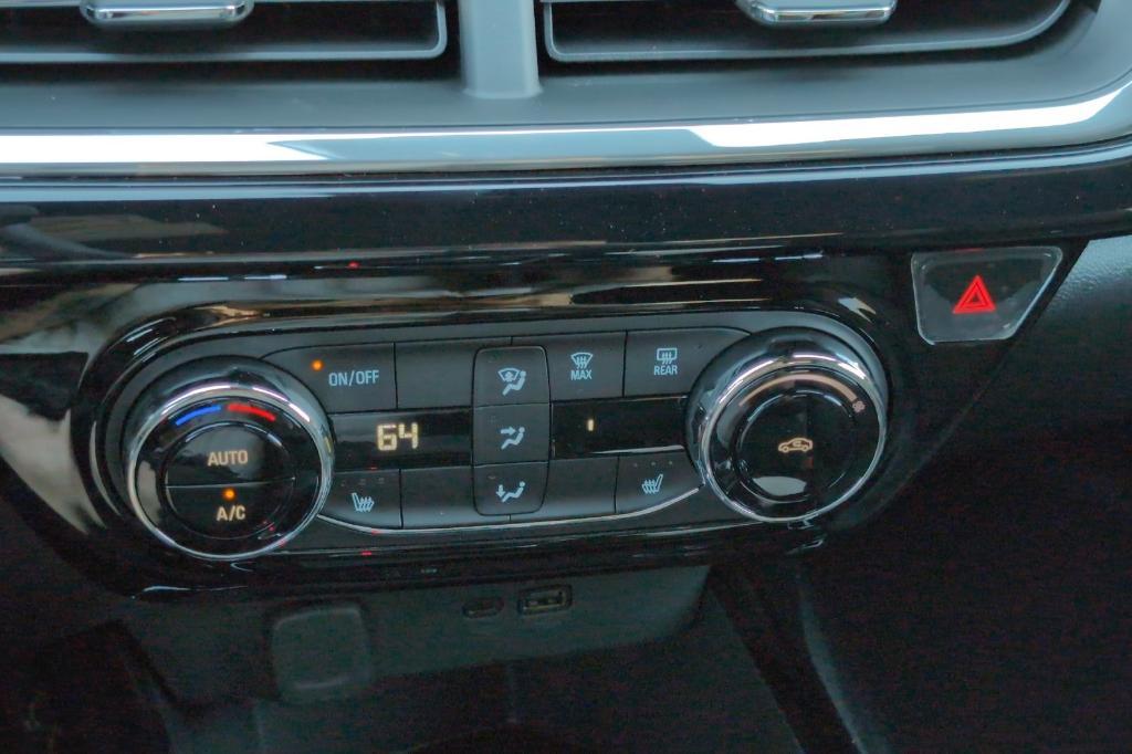 new 2025 Chevrolet Trax car, priced at $26,190