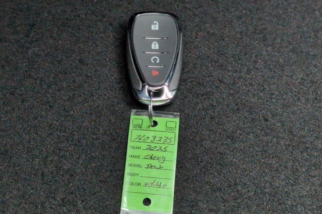 new 2025 Chevrolet Trax car, priced at $26,190