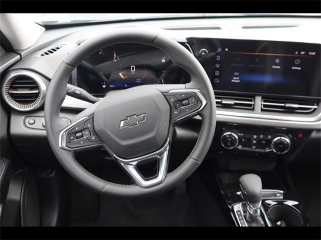 new 2025 Chevrolet Trax car, priced at $26,540