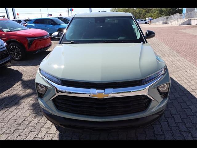 new 2025 Chevrolet TrailBlazer car, priced at $24,620