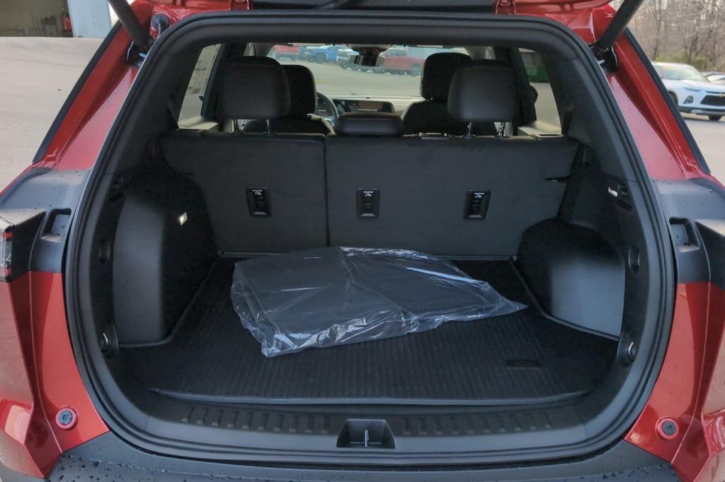 new 2026 Chevrolet Equinox car, priced at $39,685