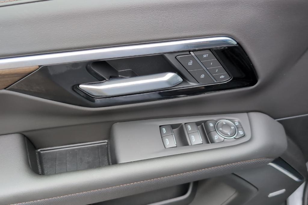 new 2025 Chevrolet Tahoe car, priced at $92,894