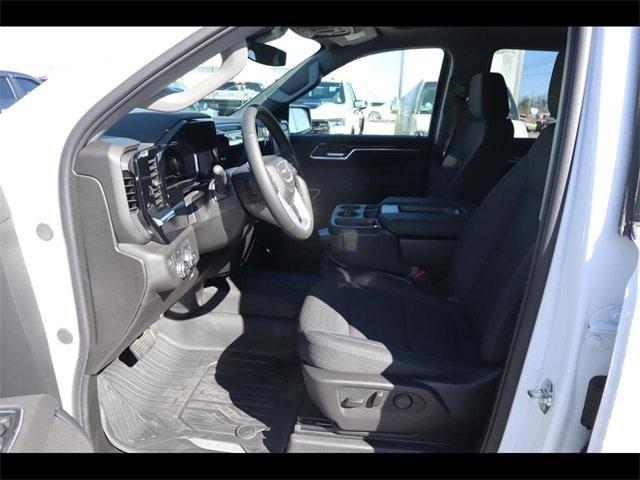 new 2025 GMC Sierra 1500 car, priced at $56,180