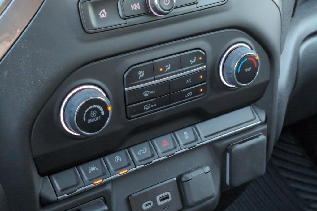 used 2025 Chevrolet Silverado 1500 car, priced at $41,740