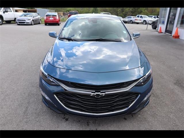 new 2025 Chevrolet Malibu car, priced at $31,115